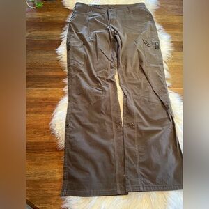 Women’s Kuhl Brown Cargo Pants